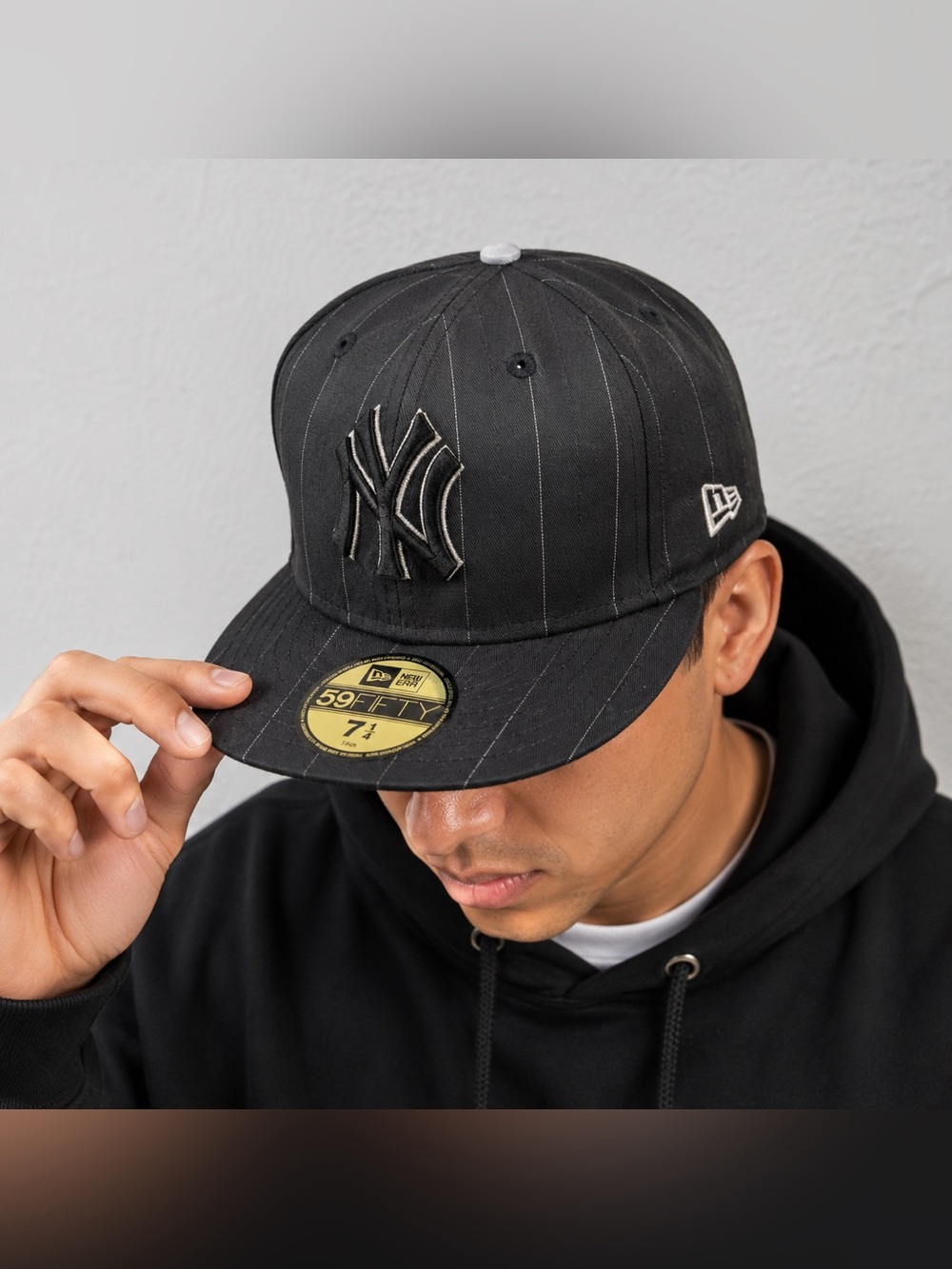 New Era 59FIFTY NY Yankees Fitted‎ Hat Black Pinstripe Size 7 1/4 NWT